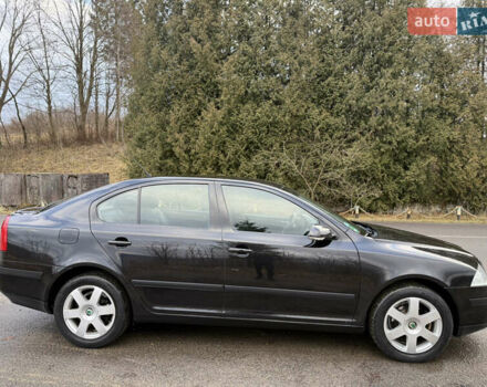 Черный Шкода Октавия, объемом двигателя 1.6 л и пробегом 210 тыс. км за 5450 $, фото 20 на Automoto.ua