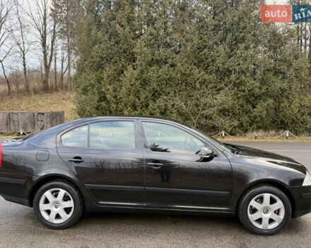 Черный Шкода Октавия, объемом двигателя 1.6 л и пробегом 210 тыс. км за 5450 $, фото 53 на Automoto.ua