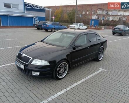 Шкода Октавия 2005 в Ромнах на Automoto.ua Черный Шкода Октавия, объемом двигателя 1.98 л и пробегом 177 тыс. км за 6250 $, фото 6 на Automoto.ua