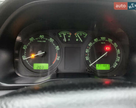 Черный Шкода Октавия, объемом двигателя 1.6 л и пробегом 272 тыс. км за 3650 $, фото 14 на Automoto.ua