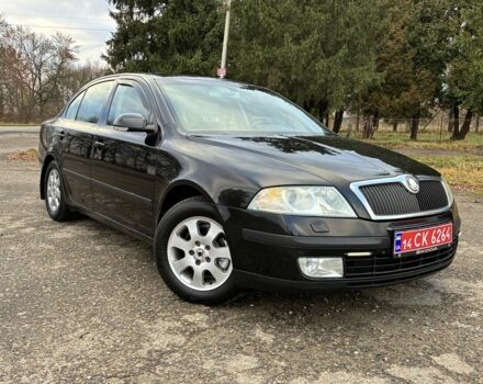 Черный Шкода Октавия, объемом двигателя 1.6 л и пробегом 180 тыс. км за 5750 $, фото 1 на Automoto.ua