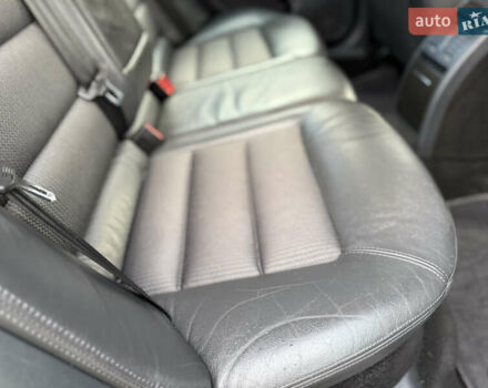 Черный Шкода Октавия, объемом двигателя 1.6 л и пробегом 210 тыс. км за 5450 $, фото 1 на Automoto.ua