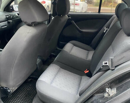 Черный Шкода Октавия, объемом двигателя 1.6 л и пробегом 359 тыс. км за 5100 $, фото 12 на Automoto.ua