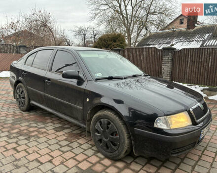 Черный Шкода Октавия, объемом двигателя 1.9 л и пробегом 298 тыс. км за 4950 $, фото 3 на Automoto.ua