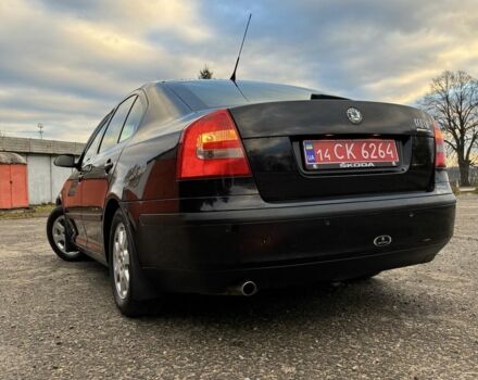 Черный Шкода Октавия, объемом двигателя 1.6 л и пробегом 180 тыс. км за 5750 $, фото 9 на Automoto.ua
