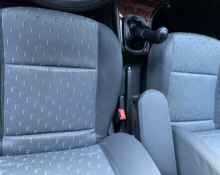 Черный Шкода Октавия, объемом двигателя 1.6 л и пробегом 358 тыс. км за 4300 $, фото 22 на Automoto.ua