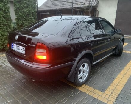 Чорний Шкода Октавія, об'ємом двигуна 1.6 л та пробігом 272 тис. км за 3600 $, фото 5 на Automoto.ua