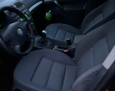 Черный Шкода Октавия, объемом двигателя 1.9 л и пробегом 300 тыс. км за 2899 $, фото 6 на Automoto.ua