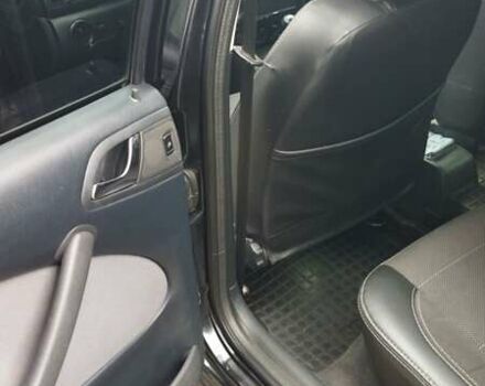 Черный Шкода Октавия, объемом двигателя 1.6 л и пробегом 365 тыс. км за 5500 $, фото 34 на Automoto.ua