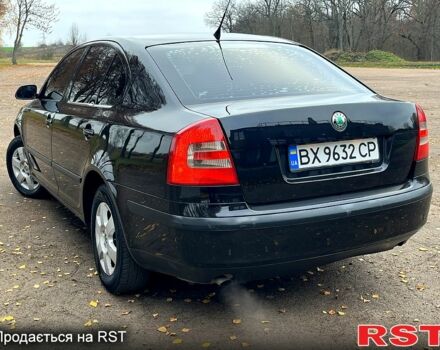 Черный Шкода Октавия, объемом двигателя 1.6 л и пробегом 256 тыс. км за 5800 $, фото 5 на Automoto.ua