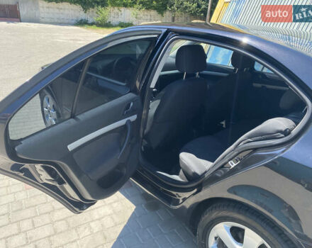 Чорний Шкода Октавія, об'ємом двигуна 1.6 л та пробігом 264 тис. км за 6500 $, фото 7 на Automoto.ua
