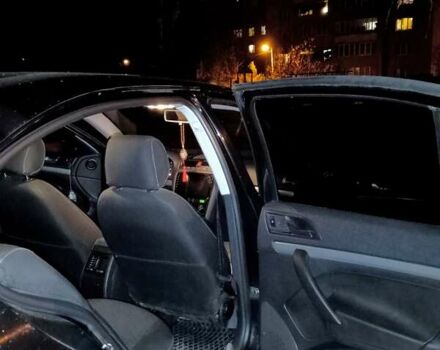 Черный Шкода Октавия, объемом двигателя 1.6 л и пробегом 215 тыс. км за 5350 $, фото 7 на Automoto.ua