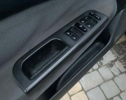 Черный Шкода Октавия, объемом двигателя 1.6 л и пробегом 272 тыс. км за 3650 $, фото 30 на Automoto.ua