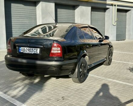 Черный Шкода Октавия, объемом двигателя 1.6 л и пробегом 300 тыс. км за 4700 $, фото 5 на Automoto.ua