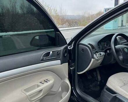 Чорний Шкода Октавія, об'ємом двигуна 1.6 л та пробігом 258 тис. км за 5800 $, фото 7 на Automoto.ua