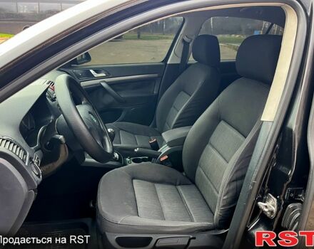 Черный Шкода Октавия, объемом двигателя 1.6 л и пробегом 256 тыс. км за 5800 $, фото 12 на Automoto.ua