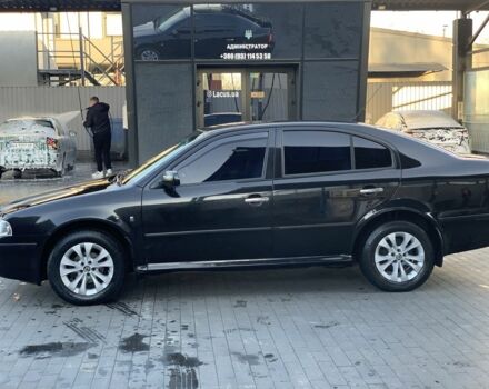Черный Шкода Октавия, объемом двигателя 1.6 л и пробегом 358 тыс. км за 4300 $, фото 2 на Automoto.ua