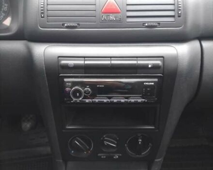 Черный Шкода Октавия, объемом двигателя 1.6 л и пробегом 180 тыс. км за 5200 $, фото 10 на Automoto.ua