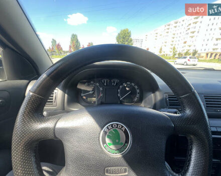 Чорний Шкода Октавія, об'ємом двигуна 1.8 л та пробігом 291 тис. км за 5300 $, фото 14 на Automoto.ua