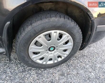 Черный Шкода Октавия, объемом двигателя 1.6 л и пробегом 352 тыс. км за 3400 $, фото 3 на Automoto.ua