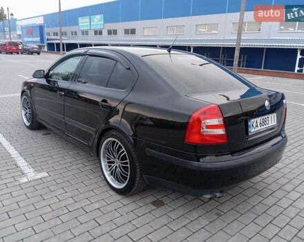 Шкода Октавия 2005 в Ромнах на Automoto.ua Черный Шкода Октавия, объемом двигателя 1.98 л и пробегом 177 тыс. км за 6250 $, фото 4 на Automoto.ua