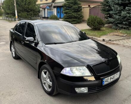 Черный Шкода Октавия, объемом двигателя 1.6 л и пробегом 280 тыс. км за 5800 $, фото 1 на Automoto.ua
