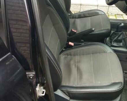 Черный Шкода Октавия, объемом двигателя 1.6 л и пробегом 365 тыс. км за 5500 $, фото 43 на Automoto.ua