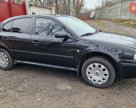 Черный Шкода Октавия, объемом двигателя 1.6 л и пробегом 268 тыс. км за 6500 $, фото 2 на Automoto.ua