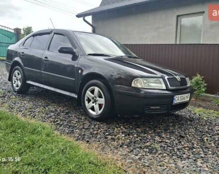 Черный Шкода Октавия, объемом двигателя 1.6 л и пробегом 300 тыс. км за 4500 $, фото 1 на Automoto.ua