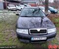 Черный Шкода Октавия, объемом двигателя 1.6 л и пробегом 187 тыс. км за 5700 $, фото 2 на Automoto.ua