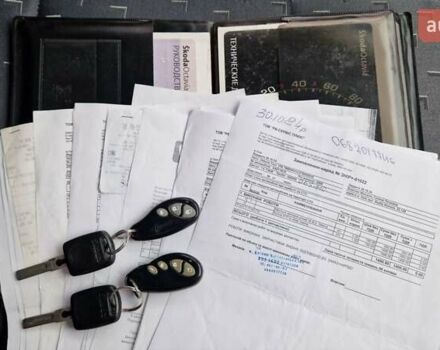 Черный Шкода Октавия, объемом двигателя 1.6 л и пробегом 268 тыс. км за 6500 $, фото 40 на Automoto.ua