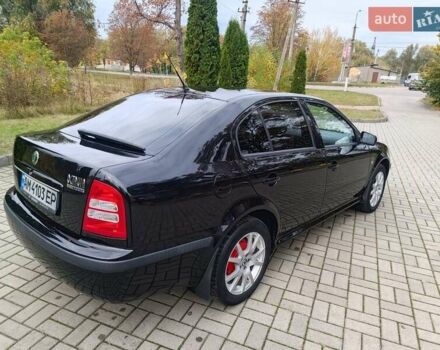 Черный Шкода Октавия, объемом двигателя 1.6 л и пробегом 300 тыс. км за 4600 $, фото 2 на Automoto.ua