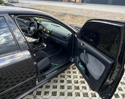 Чорний Шкода Октавія, об'ємом двигуна 1.6 л та пробігом 244 тис. км за 5700 $, фото 13 на Automoto.ua