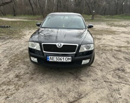 Черный Шкода Октавия, объемом двигателя 1.6 л и пробегом 253 тыс. км за 5800 $, фото 2 на Automoto.ua