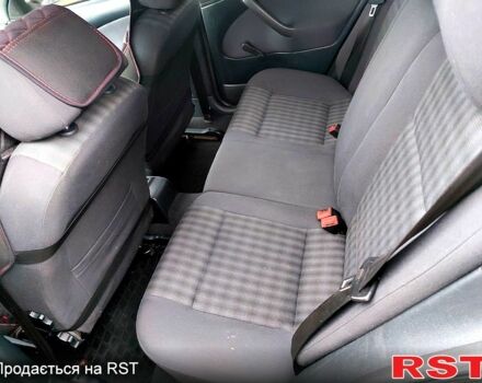 Черный Шкода Октавия, объемом двигателя 1.6 л и пробегом 187 тыс. км за 5700 $, фото 5 на Automoto.ua