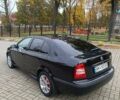 Черный Шкода Октавия, объемом двигателя 1.6 л и пробегом 300 тыс. км за 4600 $, фото 9 на Automoto.ua