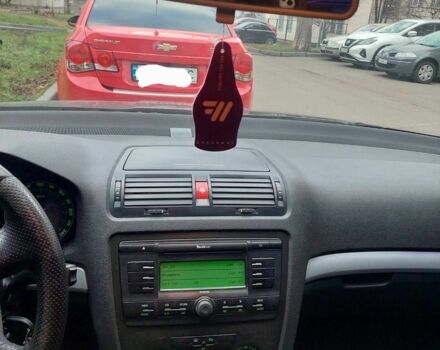 Черный Шкода Октавия, объемом двигателя 0 л и пробегом 358 тыс. км за 3900 $, фото 5 на Automoto.ua