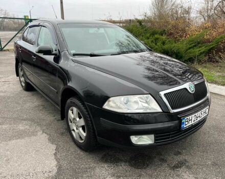 Черный Шкода Октавия, объемом двигателя 2 л и пробегом 240 тыс. км за 5400 $, фото 1 на Automoto.ua