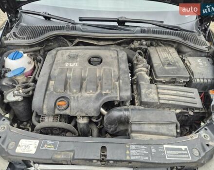 Черный Шкода Октавия, объемом двигателя 1.97 л и пробегом 315 тыс. км за 6650 $, фото 14 на Automoto.ua