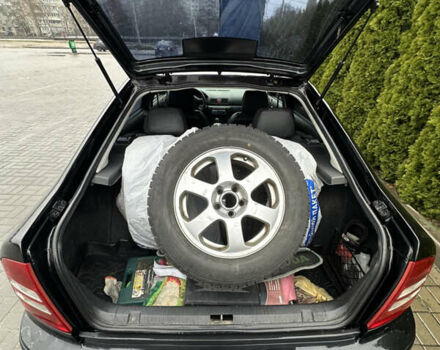 Черный Шкода Октавия, объемом двигателя 1.9 л и пробегом 302 тыс. км за 5950 $, фото 16 на Automoto.ua