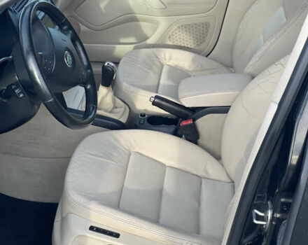 Шкода Октавия 2006 в Корсунь-Шевченковском на Automoto.ua Черный Шкода Октавия, объемом двигателя 1.6 л и пробегом 214 тыс. км за 6500 $, фото 15 на Automoto.ua