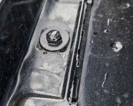 Черный Шкода Октавия, объемом двигателя 1.6 л и пробегом 268 тыс. км за 6500 $, фото 8 на Automoto.ua