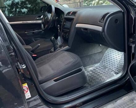 Черный Шкода Октавия, объемом двигателя 1.6 л и пробегом 189 тыс. км за 4300 $, фото 8 на Automoto.ua