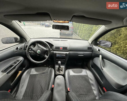 Черный Шкода Октавия, объемом двигателя 1.9 л и пробегом 302 тыс. км за 5950 $, фото 14 на Automoto.ua