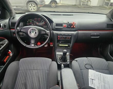 Черный Шкода Октавия, объемом двигателя 1.8 л и пробегом 337 тыс. км за 6700 $, фото 5 на Automoto.ua