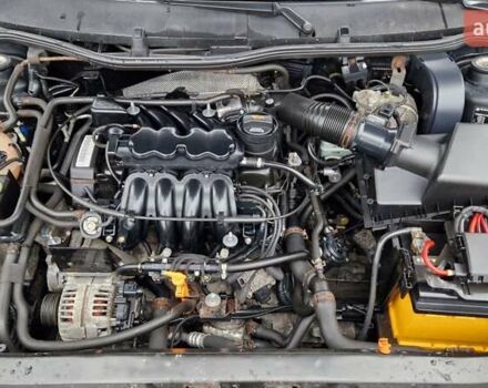 Черный Шкода Октавия, объемом двигателя 1.6 л и пробегом 268 тыс. км за 6500 $, фото 4 на Automoto.ua