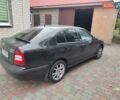 Черный Шкода Октавия, объемом двигателя 1.6 л и пробегом 300 тыс. км за 4500 $, фото 5 на Automoto.ua