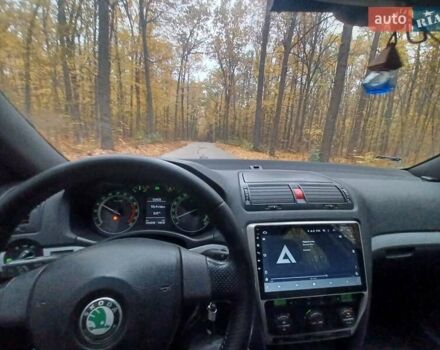 Черный Шкода Октавия, объемом двигателя 2 л и пробегом 312 тыс. км за 7300 $, фото 11 на Automoto.ua