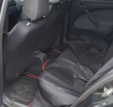 Черный Шкода Октавия, объемом двигателя 1.6 л и пробегом 292 тыс. км за 4500 $, фото 3 на Automoto.ua