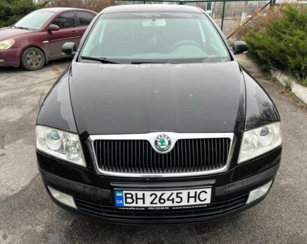 Черный Шкода Октавия, объемом двигателя 2 л и пробегом 240 тыс. км за 5400 $, фото 4 на Automoto.ua